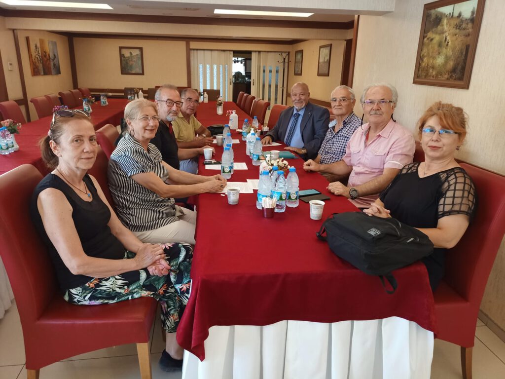 Emekliler; “Geçinemiyoruz!”