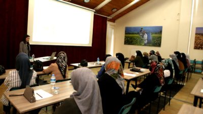 Çiftçi Evi’nde kadın derneklerine hijyen eğitimi