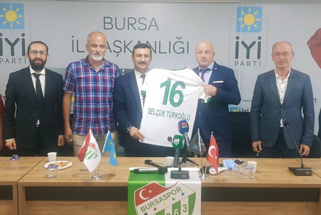 Bursaspor’dan İYİ’lere Ziyaret! Kombine Desteği….