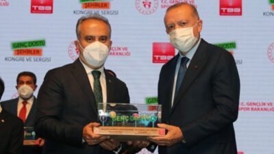Bursa, ‘Genç Dostu Şehirler Kongresi’nde ödüle değer görüldü