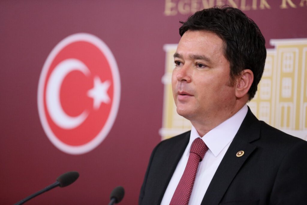 TRAFİK KAZALARI NEDEN ARTIYOR? DENETİMLER YETERSİZ Mİ?