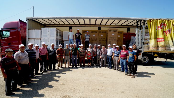 YANGINDA EVLERİNİ KAYBEDEN AİLELER YARALARINI SARIYOR YAŞAMA DÖNÜŞ İÇİN EŞYA DESTEĞİ