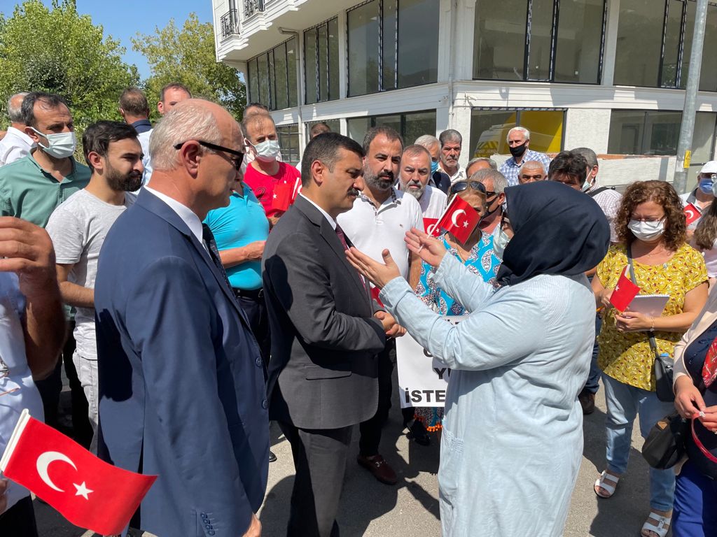 İYİ PARTİ BURSA İL BAŞKANLIĞI ”152 EVLERDE ÖZEL YURT ALANINI PROTESTO ETTİ”