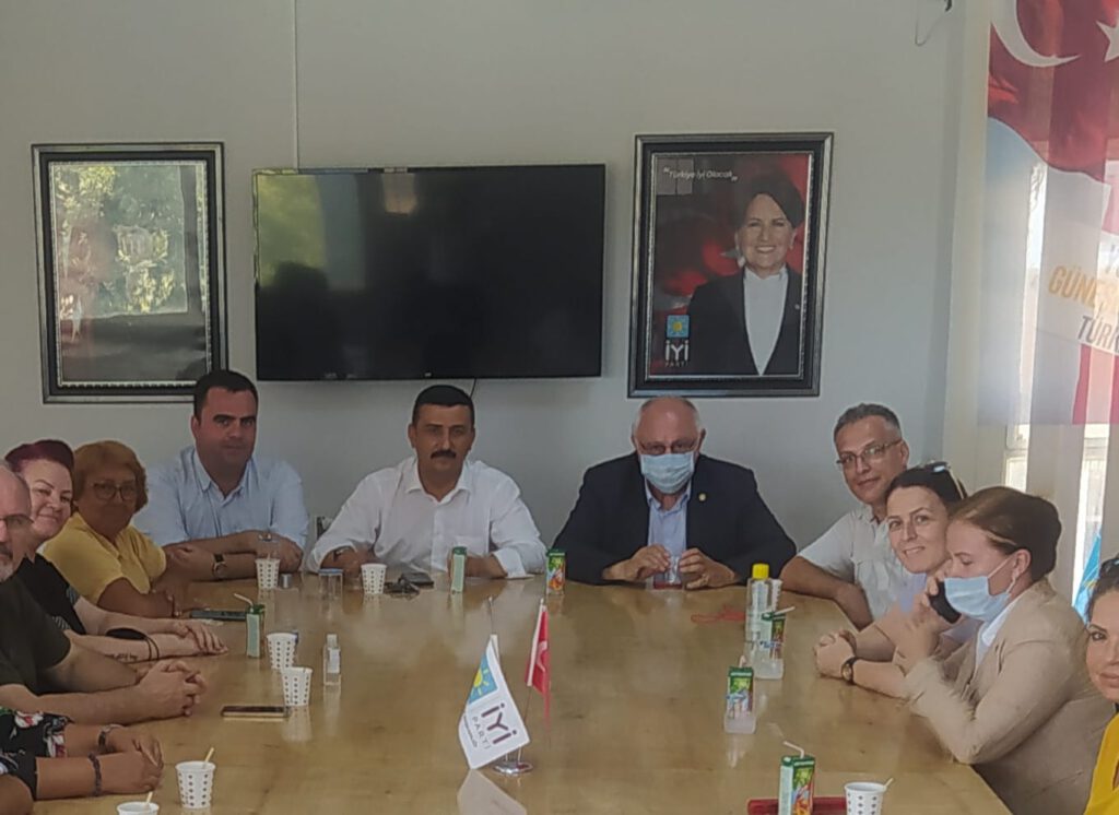 İYİ’lerden EYT’lilere Anlamlı Destek!