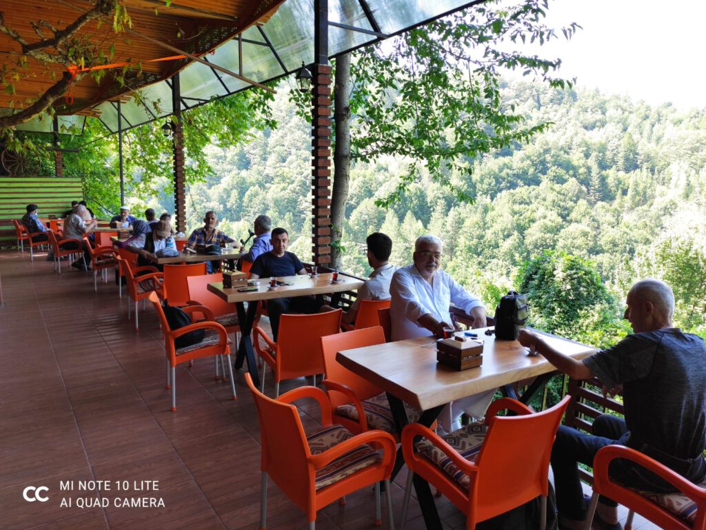 HUZUR EVİ SAKİNLERİ OYLAT KAPLICALARINDA ŞİFA BULDU