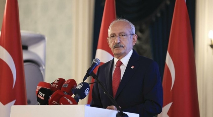 Suni gündemleri ön plana çıkarmayın!