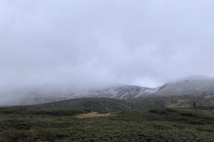 Uludağ’a kar yağdı
