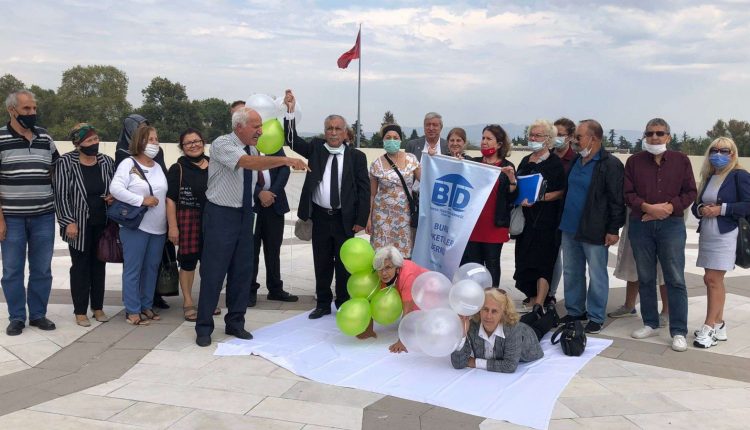 Avrupalılar emekli maaşları ile ülkemizde turist olarak gezerken biz şehirden şehire gidemiyoruz
