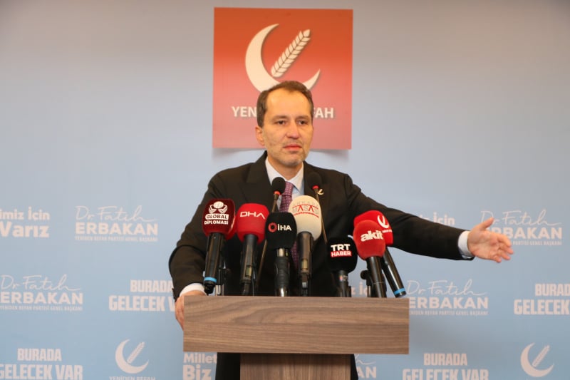 Erbakan’dan sert tepki: Çocuklarımız küresel güçlerin kobayı değildir!
