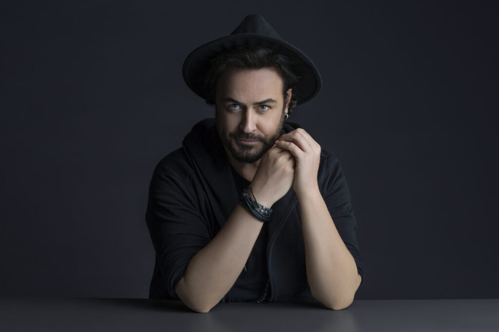 İLK BASKISI KISA ZAMANDA TÜKENEN KİTAP  CENK YÜKSEL – “NEFES SES HAREKET & KUTSAL DÖNÜŞÜM”