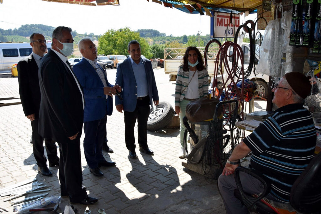 SİYASETİN NABZI KELES’TE ATTI