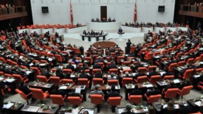 Suriye-Irak tezkeresi Meclis’ten geçti