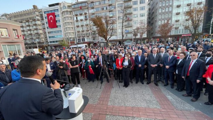 KURUCUDAN KURTARICI’YA COŞKULU CUMHURİYET KUTLAMASI