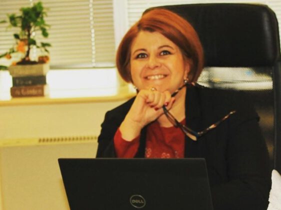 Nar Tanesi Organizasyonu’ndan uzman mentor kadrosu ile gençlere kariyer desteği