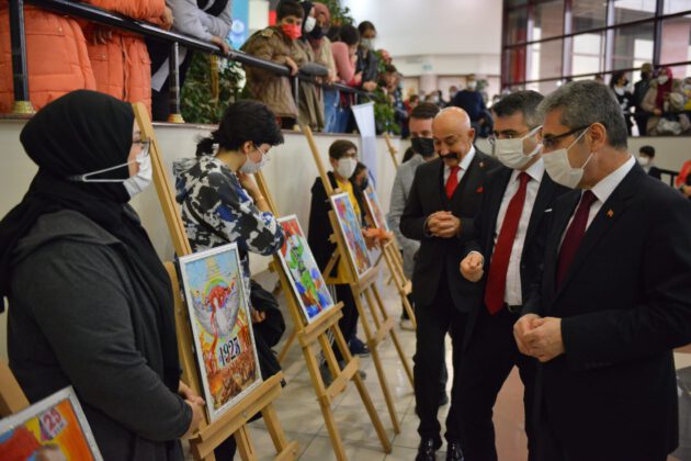 29 EKİM YILDIRIM’DA COŞKUYLA KUTLANDI