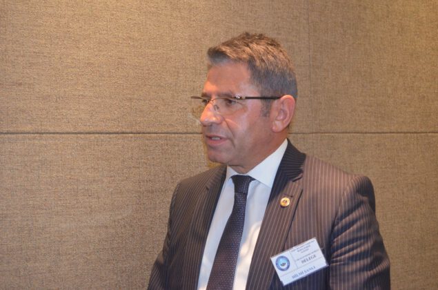 Bu bayrak, bu devlet ve bu Cumhuriyet hepimizin şeref simgesi, varlık nişanesidir