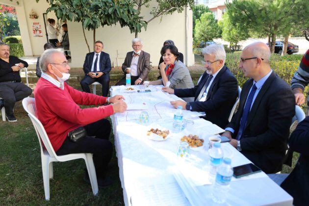 Başkan Erdem Barış sakinleriyle buluştu