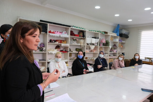 Engelli annelerine kadına şiddetle mücadele eğitimi