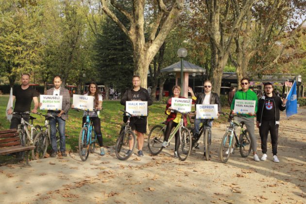 DEVA PARTİSİ BURSA’DA GİDEREK KÖTÜLEŞEN YAŞAM KALİTESİNİ PROTESTO ETTİ