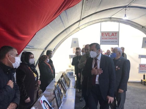 IŞIK’TAN DİYARBAKIR ANNELERİNE ANLAMLI DESTEK