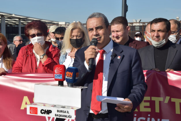 “ASGARİ ÜCRET, ADI ÜZERİNDE EN DÜŞÜK ÜCRET. NEDEN KESİNTİ YAPILIYOR?”