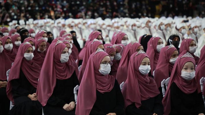 TOPLUMU ÇÜRÜTEN, ÇOCUKLARIMIZIN YAŞAMINI YOK EDEN,  SAPKIN,  TEHLİKELİ TARİKAT YURTLARINA DEVLET EL KOYSUN.