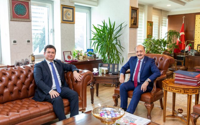 TİP-1 DİYABETLİ ÇOCUKLARA MÜJDE, SENSÖR VE POMPA GERİ ÖDEME KAPSAMINA ALINIYOR
