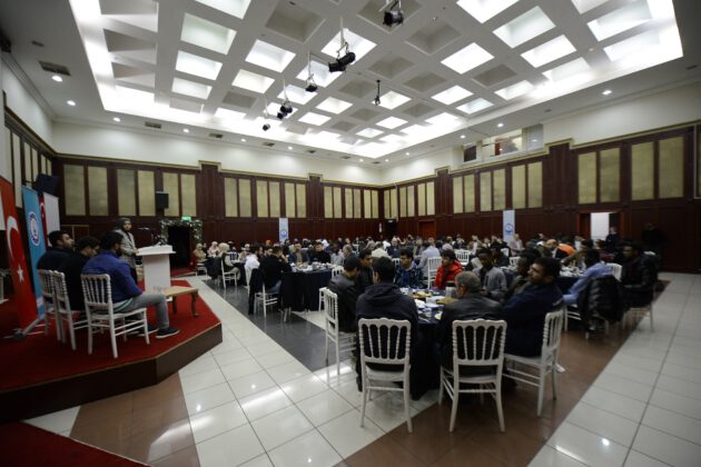 ULUSLARARASI ÖĞRENCİLER ‘YILDIRIM GÖNÜL SOFRASI’NDA BULUŞTU
