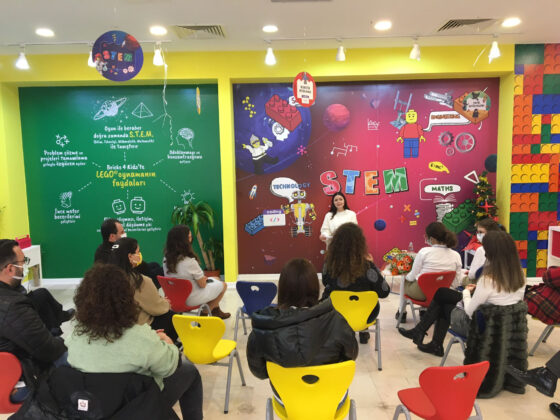 BRICKS4KIDZ Karşıyaka’da  2021’e veda etkinliği