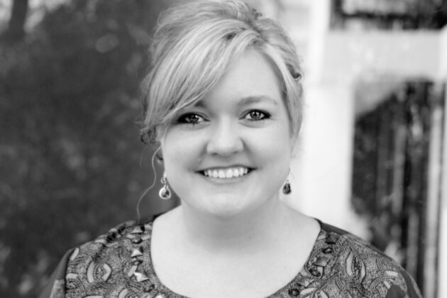 COLLEEN HOOVER İMZALI VERITY-GERÇEĞİN DİĞER KIYISI,  TÜYLER ÜRPERTEN BİR PSİKOLOJİK GERİLİM ve AŞK ROMANI…