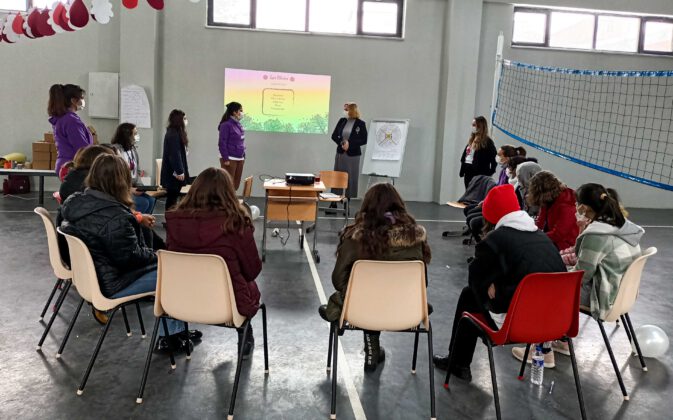 Genç kızlar için “Değişen ben” atölyesi