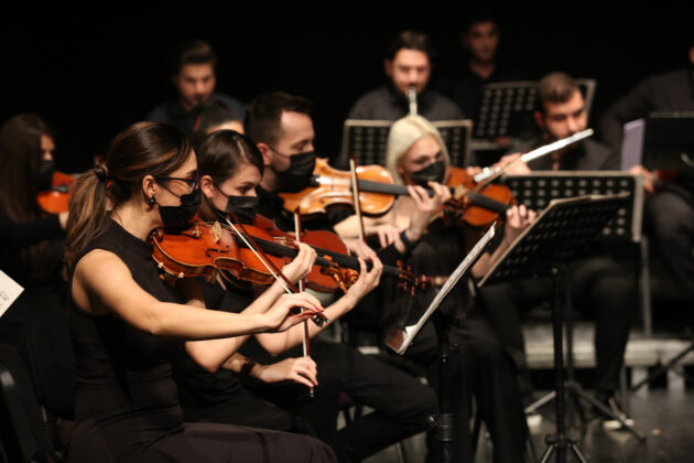Nilüfer Oda Orkestrası hayran bıraktı