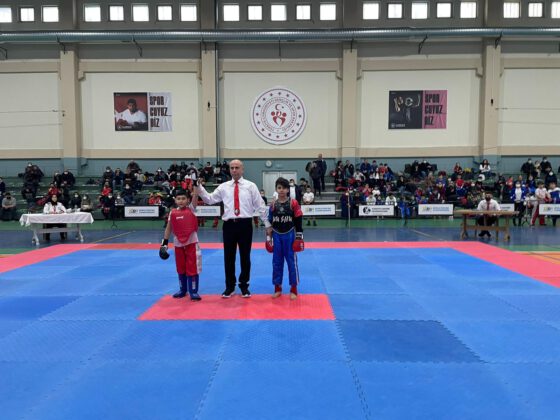 WUSHU ŞAMPİYONASI’NDA YILDIRIM RÜZGÂRI