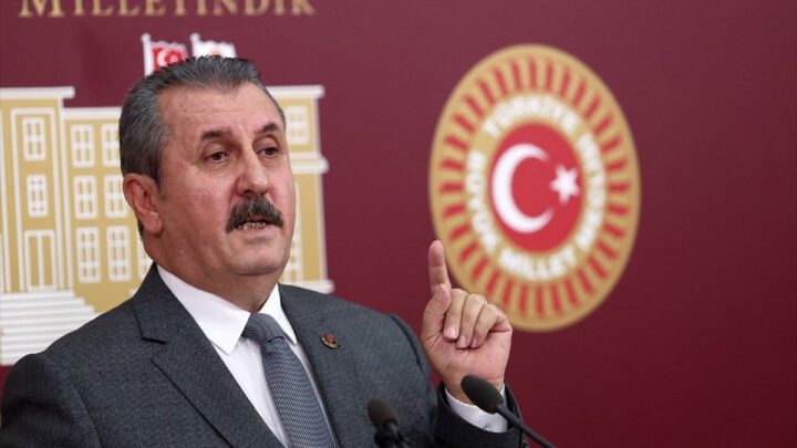 Gaylerle yılbaşı kutlayanlar beni eleştirirse kabul etmem