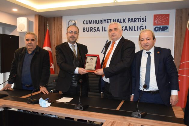 İŞÇİDER’den CHP Bursa’ya Ziyaret! “İşçinin Hakkı Namustur!”
