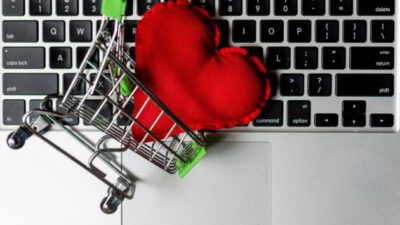 14 Şubat Sevgililer Günü Tüketici İçin Alışveriş Festivaline Dönüştü