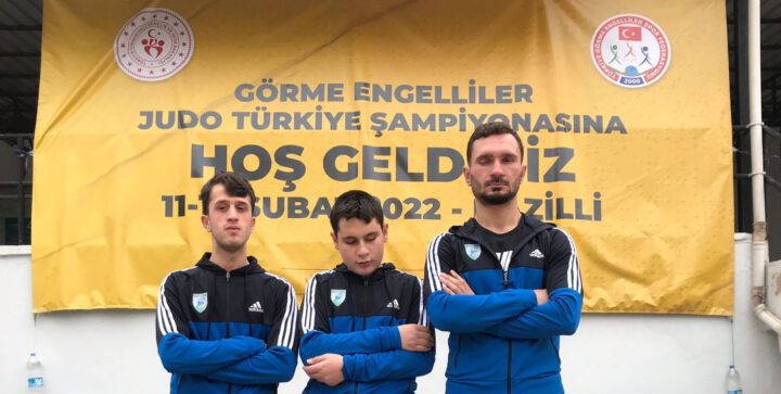 Nilüferli sporculardan 3 altın madalya