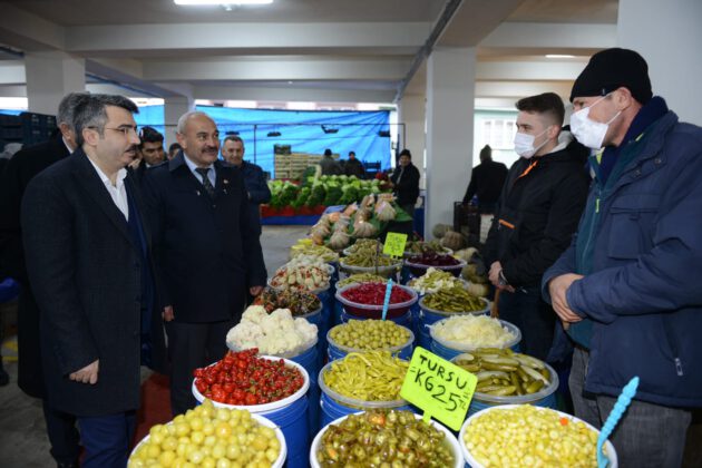 YILMAZ SIRACEVİZLER PAZAR ESNAFI İLE BULUŞTU