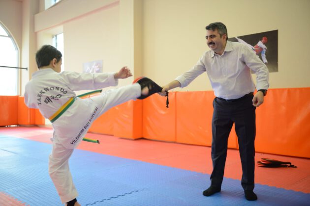 YILDIRIM’DAN AMATÖR SPOR KULÜPLERİNE CANSUYU