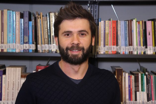 FIRAT NEZİROĞLU’NUN SON PORTE ÇALIŞMASI  “GÖZLERİ KAPALI” MAÇKA SANAT GALERİSİ’NDE “MEMENTO MORI” SERGİSİNDE
