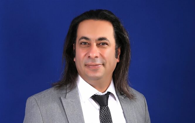 İRANLI METAFİZİK UZMANI DR. AZAD GİLAKİ TÜM DİKKATLERİ ÜZERİNE ÇEKTİ