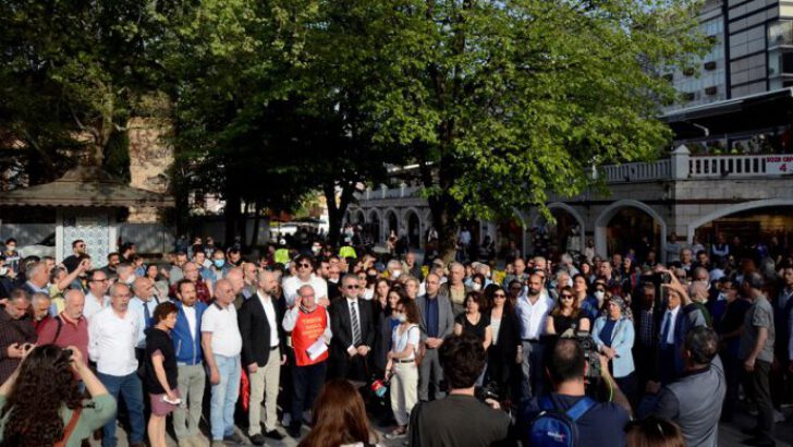 BU BÖYLE GİTMEZ! KARANLIK GİDER GEZİ KALIR