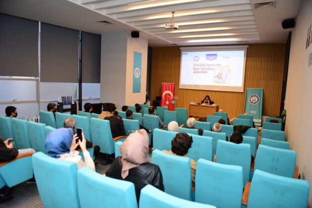 TÜRK GÖLGE OYUNUNDAN KALAN YAZILI MİRAS KİTABI LANSMANI YAPILDI