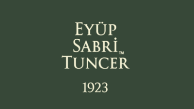 Eyüp Sabri Tuncer,  Yeni Ürünü “Frambuazlı Sirke&  Saç Toniği” ile  Mükemmel Saç Bakımı Sağlıyor