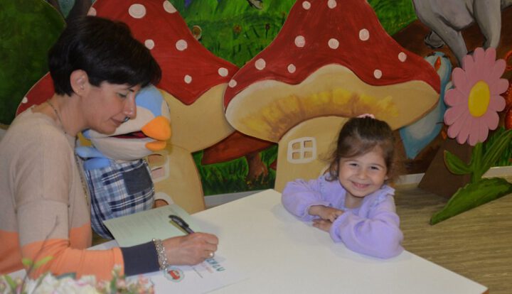 Pengu’nun yazarı  çocuklarla buluştu