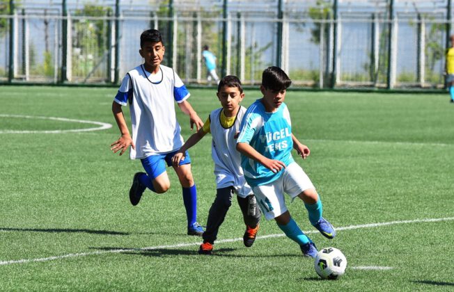 YILDIRIM’DA OKUL SPORLARI ŞENLİKLERİ BAŞLADI