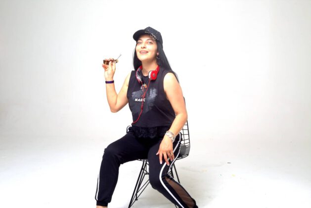 Sibel Avşar yeni şarkısı ile iddialı!