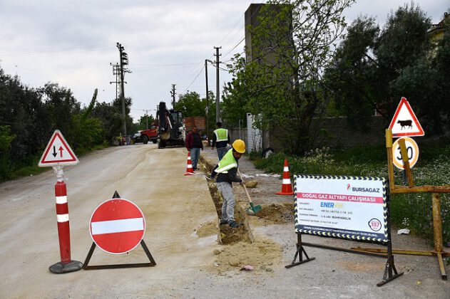 DIRAZALİ, ORHANİYE VE ÇAKIRCA MAHALLELERİ DOĞALGAZA KAVUŞUYOR