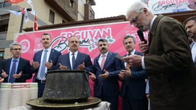 BURSA’DA 600 YILLIK GELENEK ‘ERGUVAN BAYRAMI’ YAŞATILIYOR