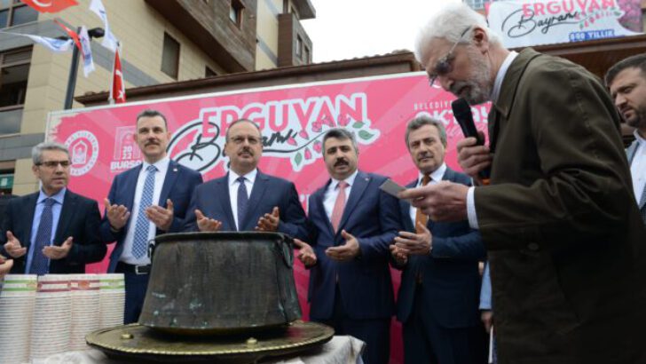 BURSA’DA 600 YILLIK GELENEK ‘ERGUVAN BAYRAMI’ YAŞATILIYOR